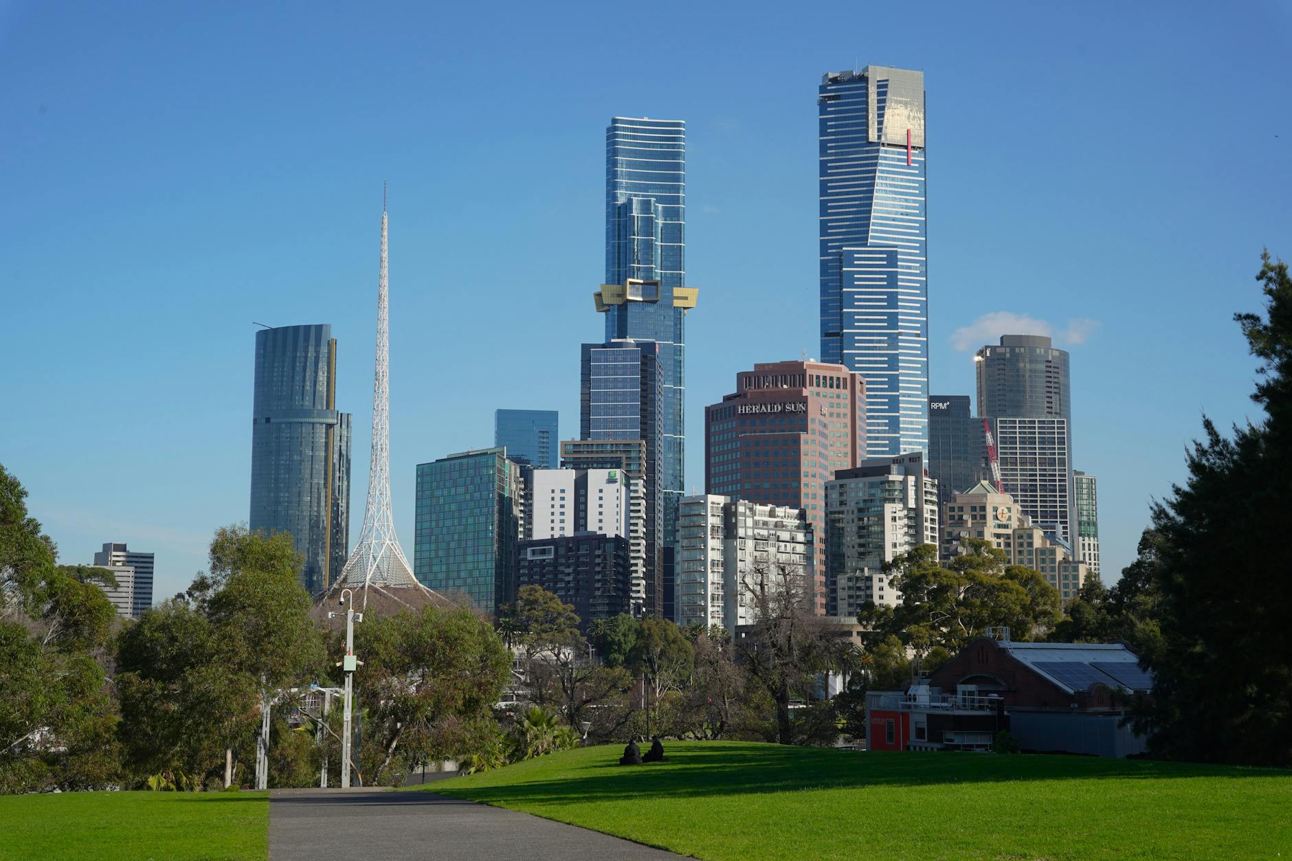 Dexus Shelves Plans for $780M Melbourne Tower as Office Market Lags