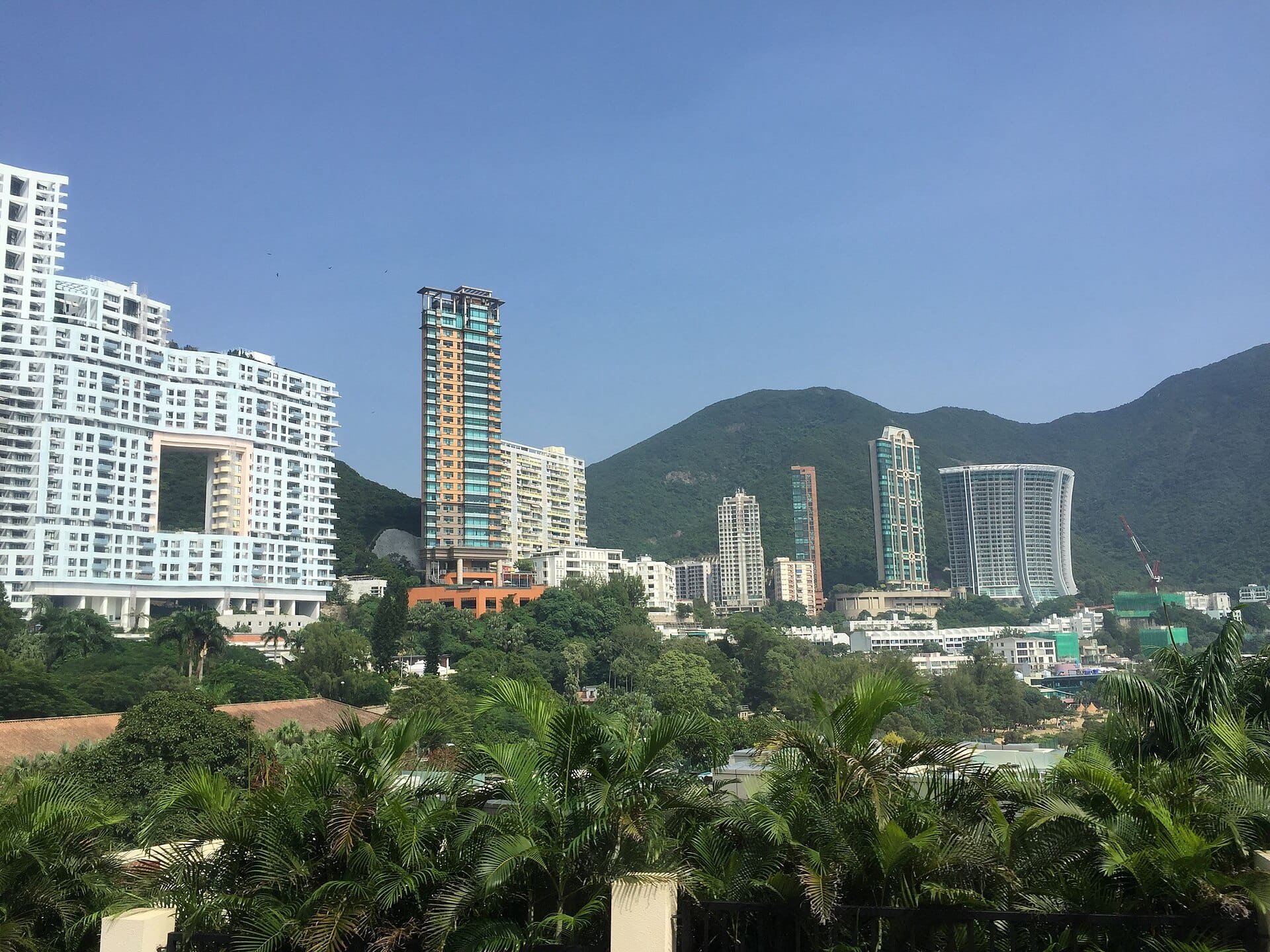 Hong Kong Home Prices Edge Up 0.06% in August After July's First Fall in 16 Months