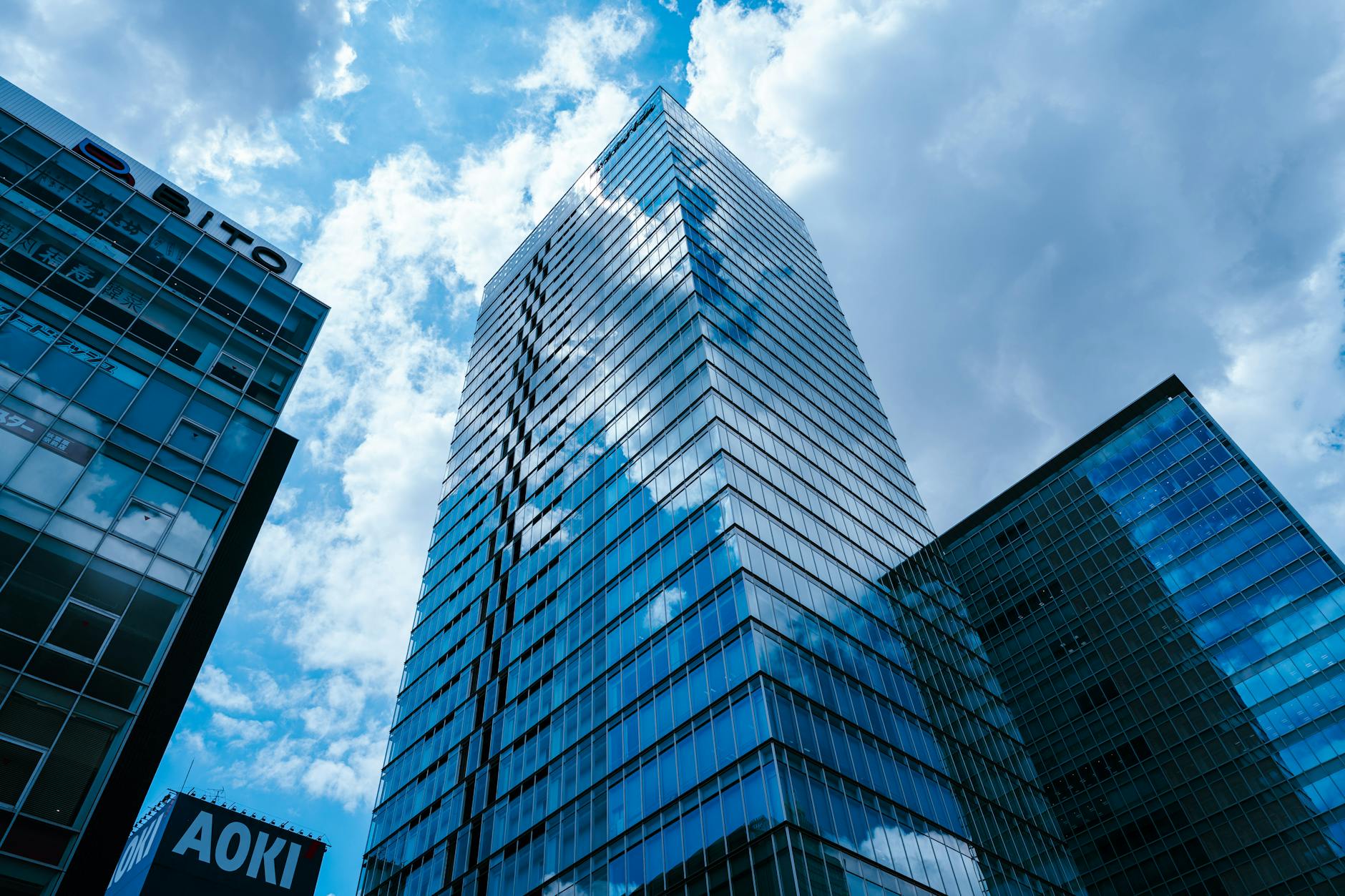 Prime rents hold at $11.57 psf as supply tightens and vacancy trends lower. Post image