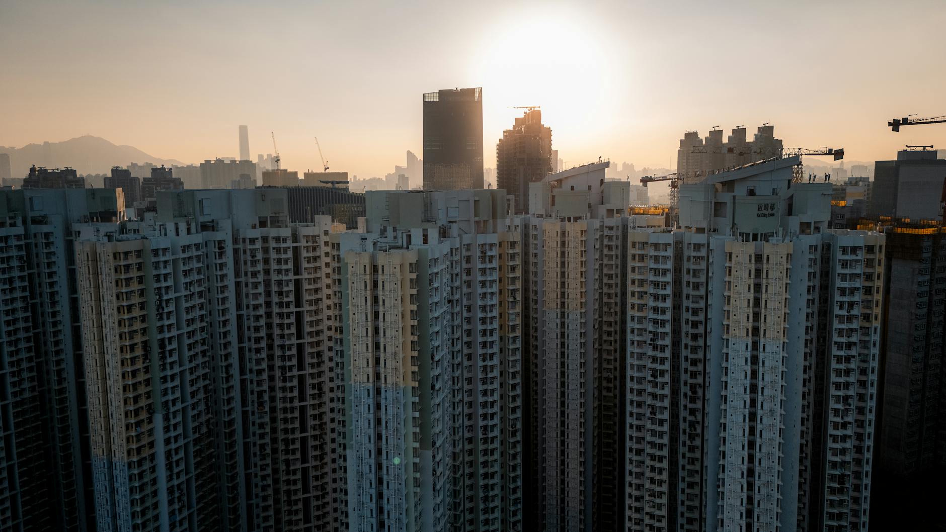 Navigating the Global Real Estate Landscape: Asia's Divergence and Europe's Resilience Post image