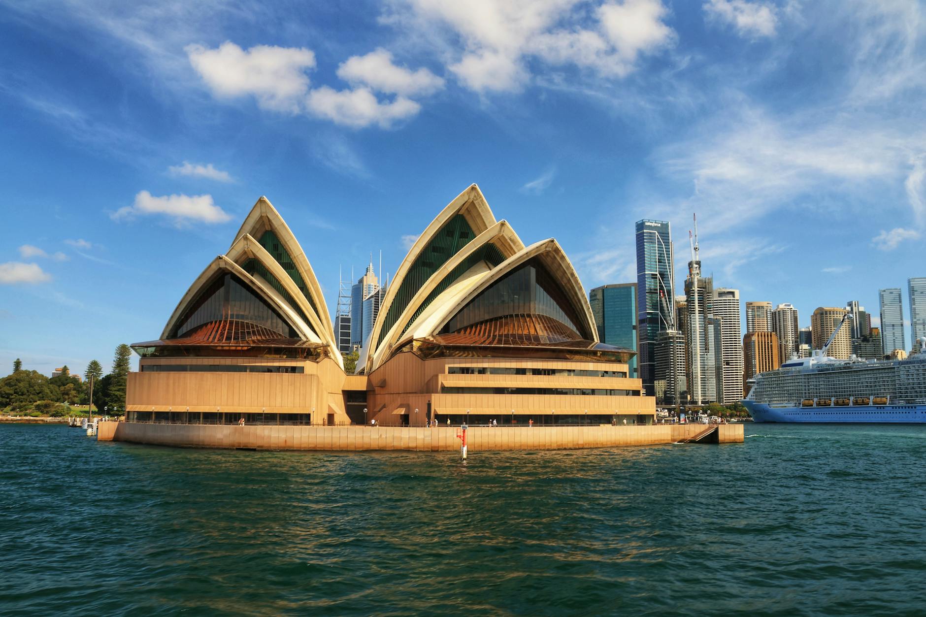 Charter Hall Taking Over $725M Sydney Office Precinct From Lendlease Post feature image