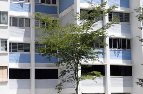 Condo VIP Sales Under Scrutiny as Agents Secure First-Dibs