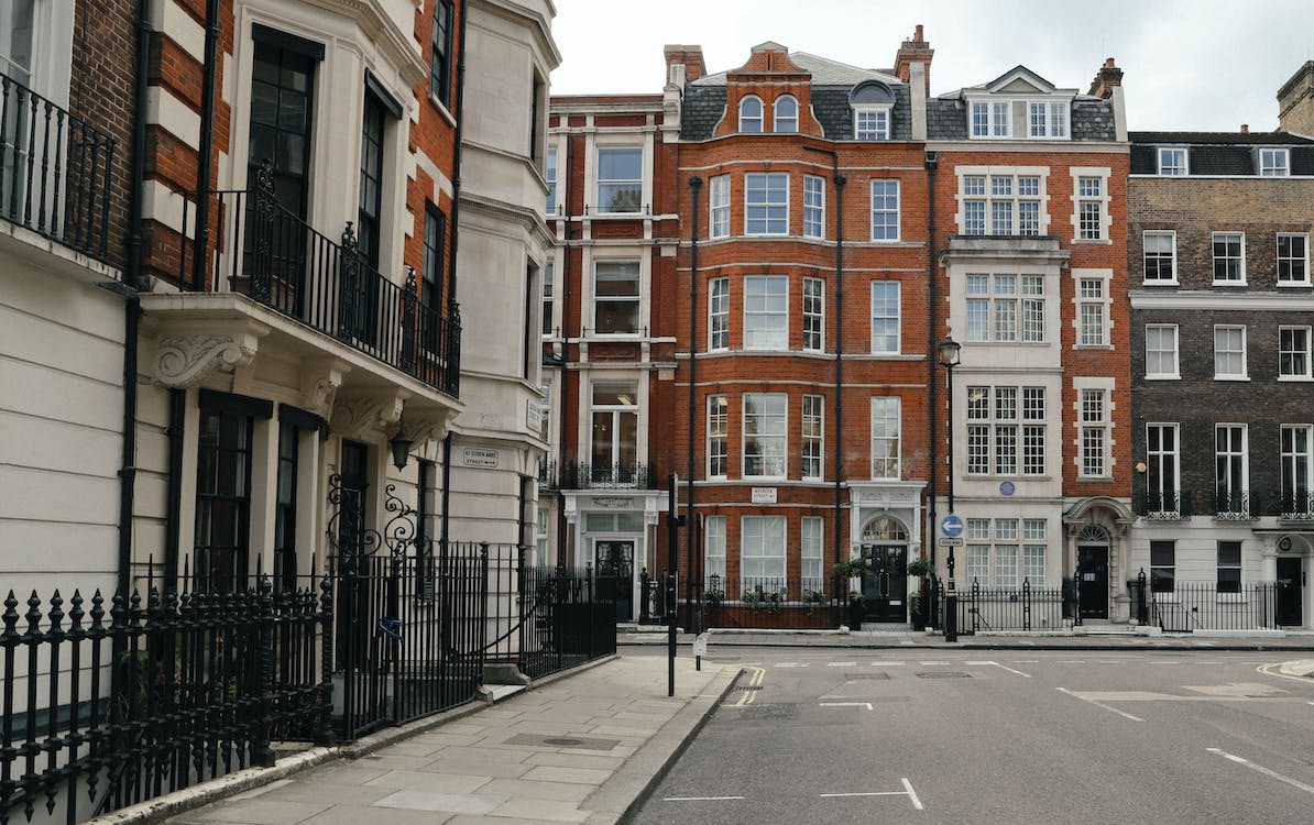 Russian oligarchs’ London top properties are frozen.