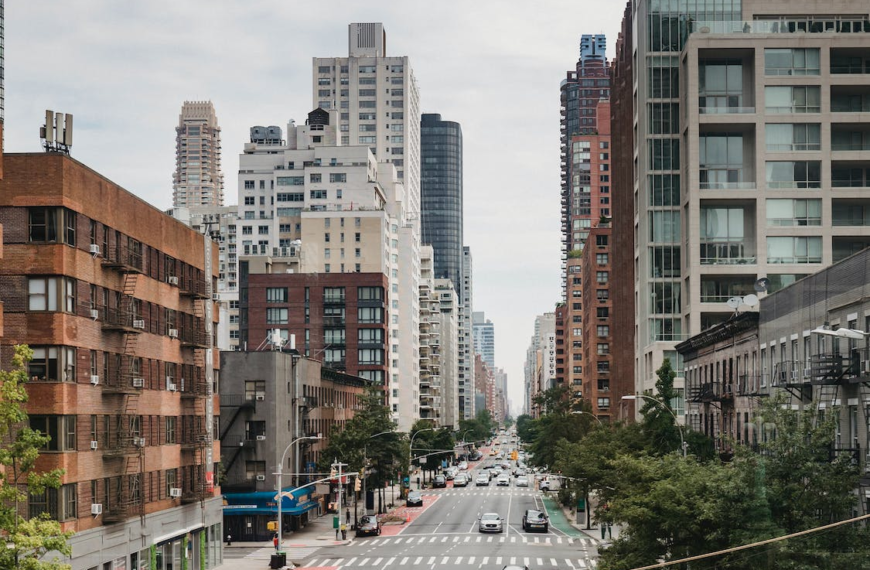 How Do Sellers Adopt in an Uncertain Real Estate Market