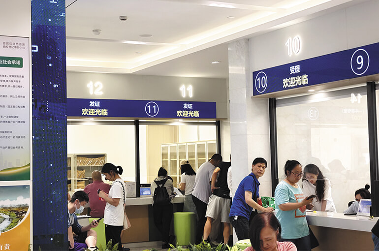 Shanghai’s Pre-Owned Home Sales Surge Amid Government Support