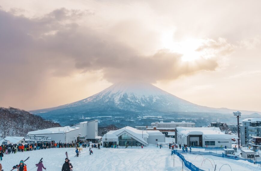 Japan Resort Properties Shine